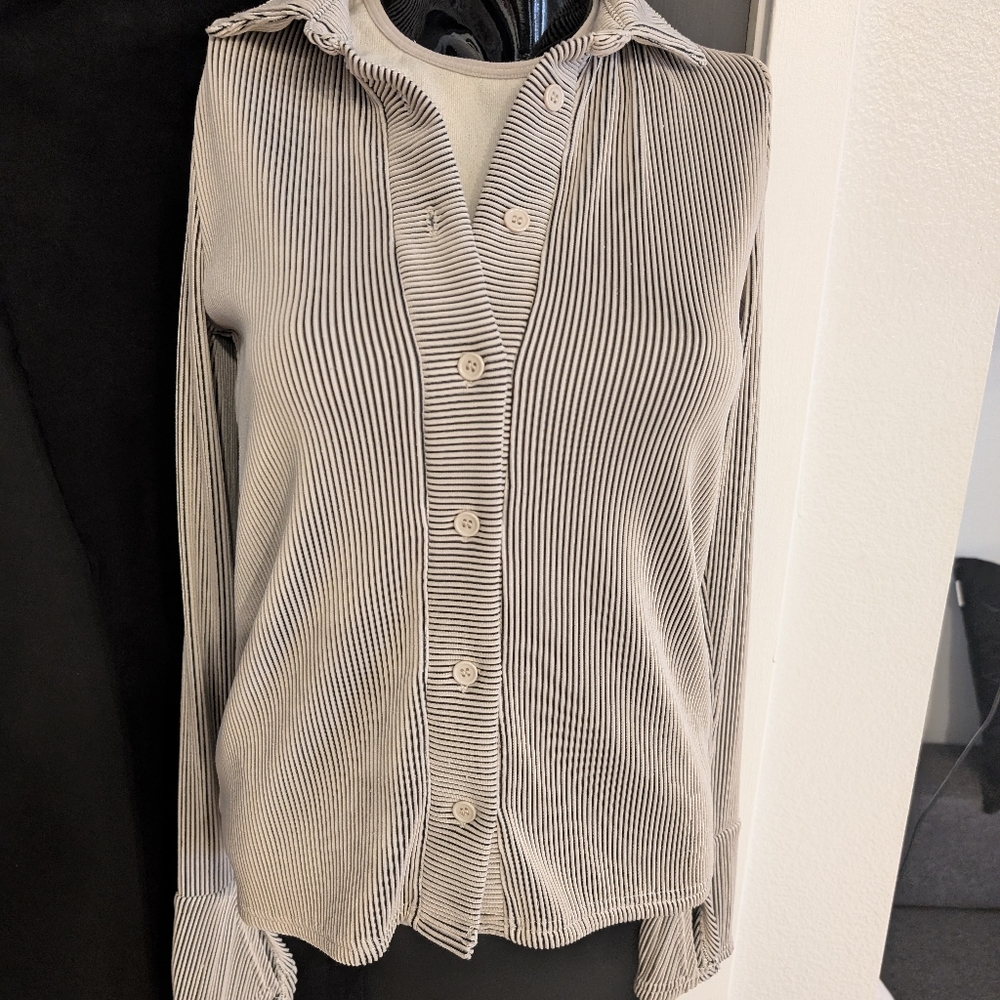 Fashion Nova Monochrome Ribbed Top Size M